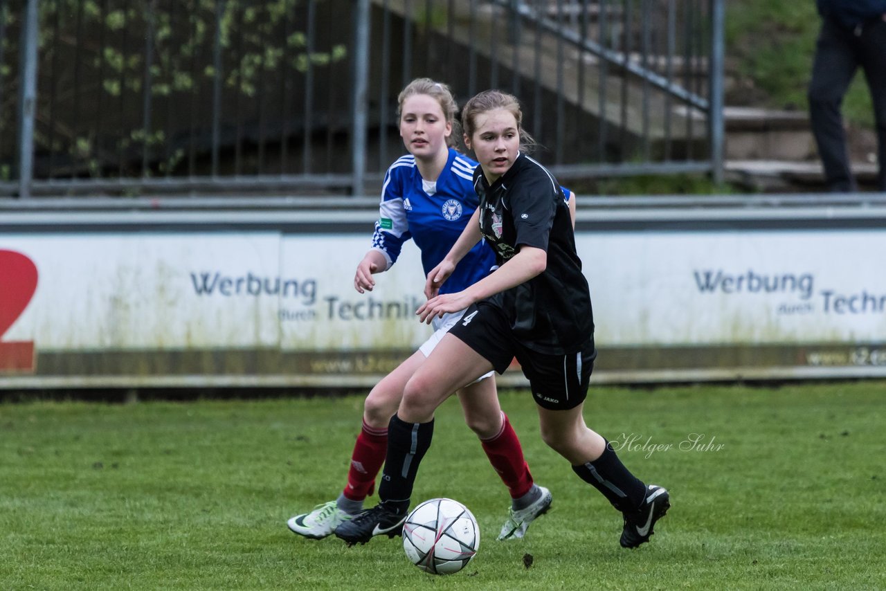 Bild 85 - B-Juniorinnen Holstein Kiel - Kieler MTV : Ergebnis: 3:1